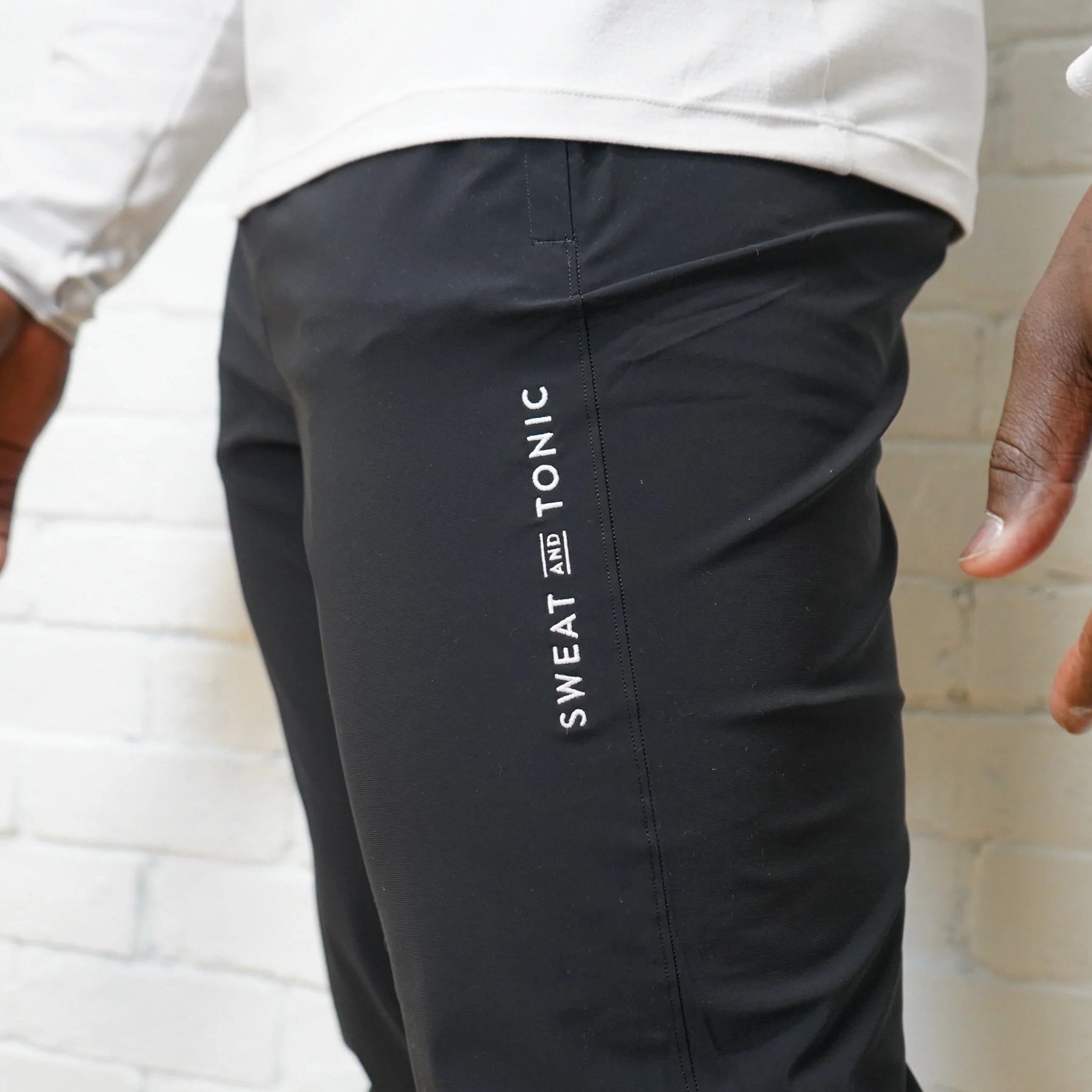 S&T x lululemon Surge Jogger - Image 4